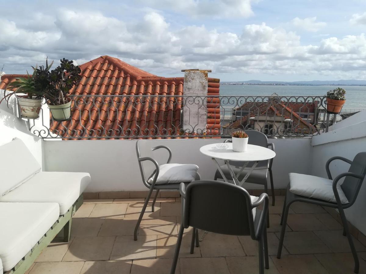Little River View Triplex In Alfama Lisboa Exterior foto